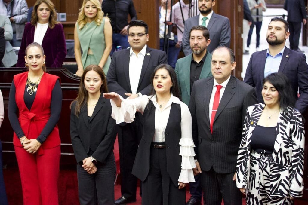 La imagen actual no tiene texto alternativo. El nombre del archivo es: WhatsApp-Image-2025-07-27-at-10.23.29-PM.jpeg