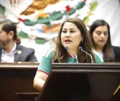 Jackie Avilés presenta iniciativa para combatir la violencia en el deporte