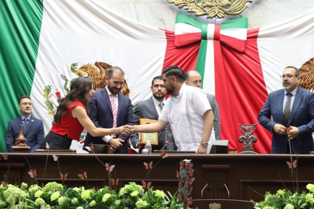 La imagen actual no tiene texto alternativo. El nombre del archivo es: WhatsApp-Image-2026-06-17-at-12.27.06-PM.jpeg