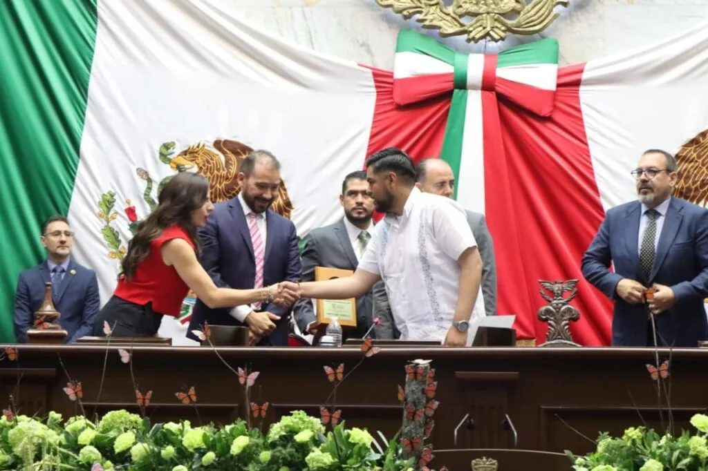La imagen actual no tiene texto alternativo. El nombre del archivo es: WhatsApp-Image-2026-06-17-at-12.27.06-PM.jpeg
